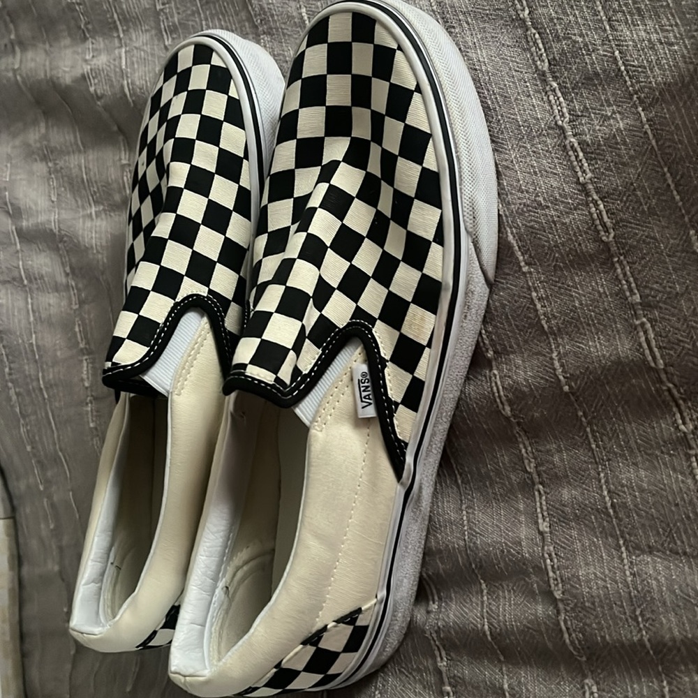 Vans - Picture 4 of 5